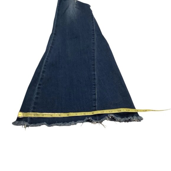 NWT YMI Jeans Gigi High Rise Fit To Twisted Flare Frayed Blue Womens Size 9/29 - Picture 7 of 10